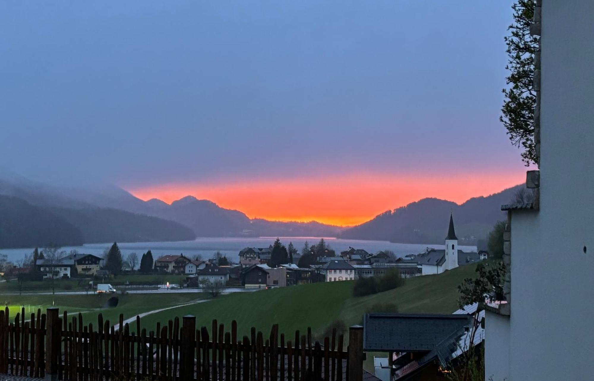 Pension Stoellinger Mit Traumausblick Fuschl am See Exterior photo